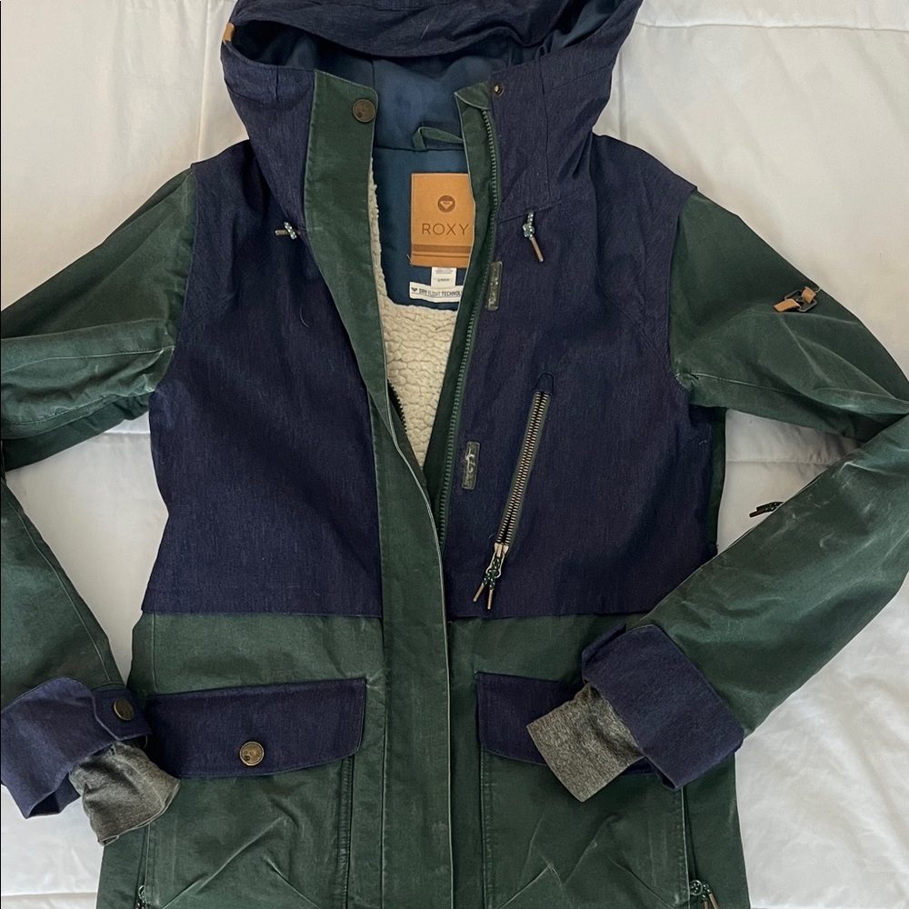 Roxy Women's Two-Tone Ski Jacket